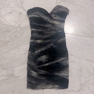 BCBG MAX AZRIA NEW WOMEN’S DRESS BLACK/COMB ROX61162 WINNIE SZ 04 SEXY